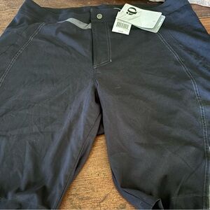 Pearl Izumi Black Canyon Shorts